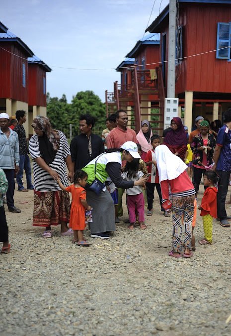 تسليم مفاتيح 6 بيوت حضرية لمتضرري الحرائق