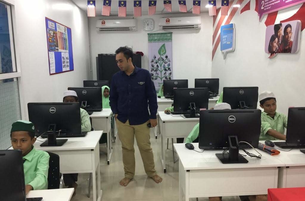Launching Microsoft course for Al Rohenjya school students.